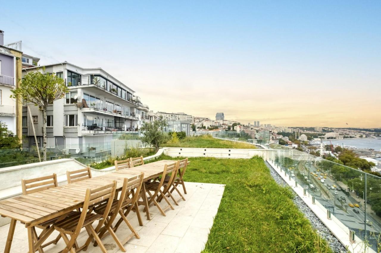 Excellent Flat W 360 Bosphorus View In Cihangir Istanbul Exterior photo